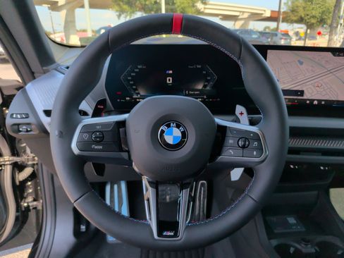 Used 2026 BMW M235i xDrive w/ Technology Package AWD/4WD image 17