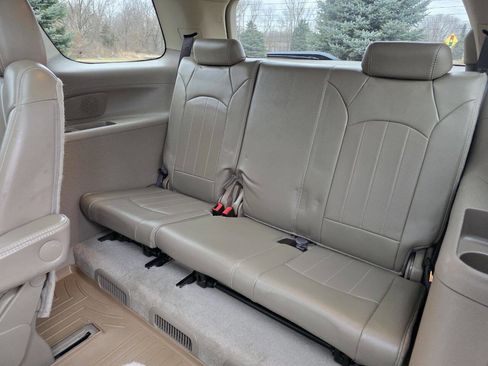 Used 2013 GMC Acadia Denali image 15