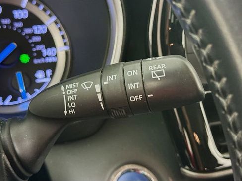 Used 2022 Toyota Highlander XLE image 16