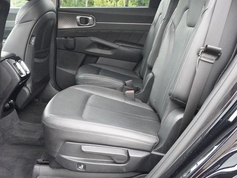 Used 2023 Kia Sorento SX FWD image 35
