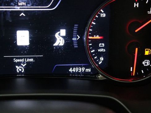 Used 2022 Chevrolet Blazer Premier w/ Enhanced Convenience Package image 44