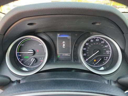 Used 2022 Toyota Camry LE image 17