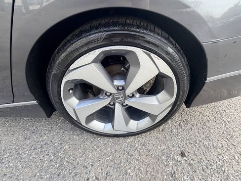 Used 2018 Honda Accord Touring image 51