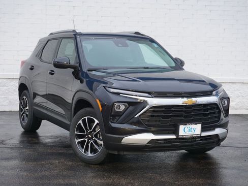 New 2026 Chevrolet TrailBlazer LT image 2