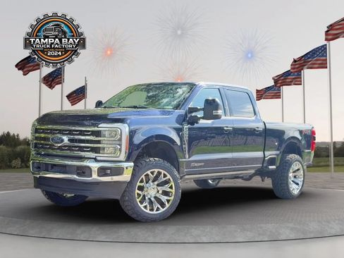Used 2023 Ford F250 Lariat w/ Lariat Ultimate Package AWD/4WD image 4
