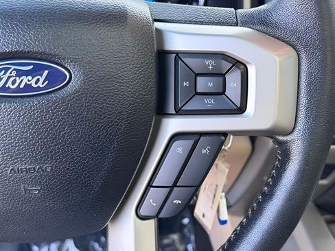 Used 2017 Ford F250 Lariat w/ Chrome Package image 24