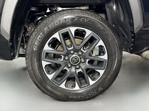 Used 2023 Toyota Tundra Limited w/ Power Package AWD/4WD image 28