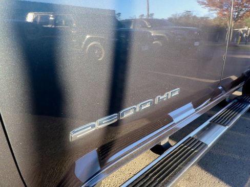 Used 2020 GMC Sierra 2500 SLE w/ SLE Convenience Package image 22