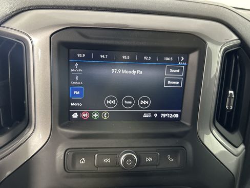 Used 2020 Chevrolet Silverado 1500 Custom Trail Boss w/ Custom Convenience Package AWD/4WD image 17