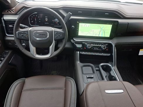 New 2026 GMC Sierra 3500 Denali w/ Denali Reserve Package image 11