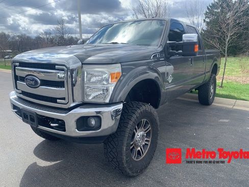 Used 2015 Ford F250 Lariat w/ Chrome Package image 1