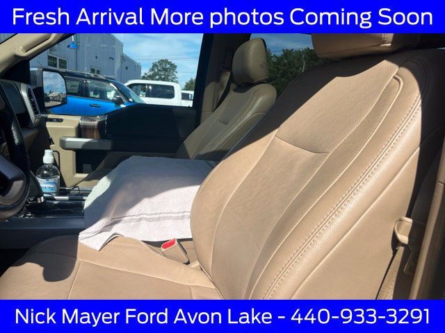 Used 2016 Ford F150 Lariat w/ Equipment Group 502A Luxury AWD/4WD image 12