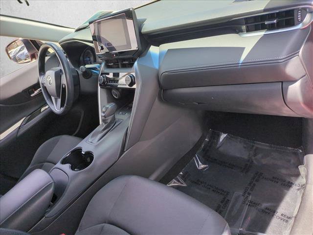 Certified 2023 Toyota Venza LE AWD/4WD image 21