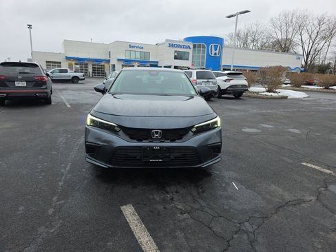 Used 2023 Honda Civic LX image 2