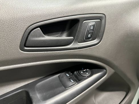 Used 2022 Ford Transit Connect XL FWD image 17