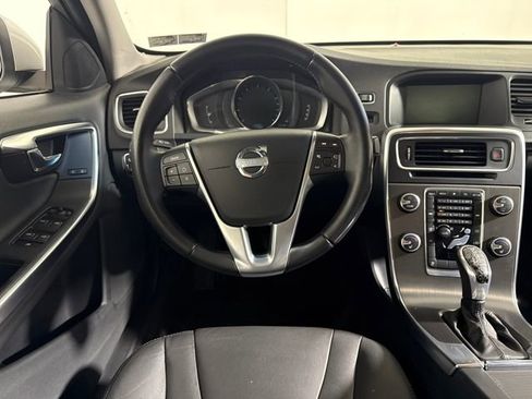 Used 2015 Volvo S60 T5 Premier image 15