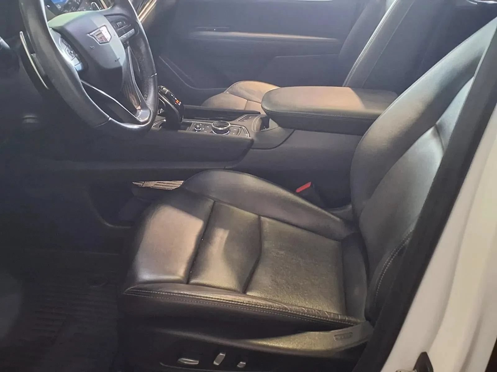 Used 2020 Cadillac XT6 Sport AWD/4WD image 18