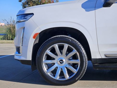 Certified 2024 Cadillac Escalade ESV Premium Luxury w/ LPO, Floor Liner Package image 11