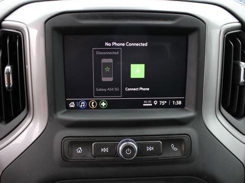 Used 2024 Chevrolet Silverado 2500 Custom w/ Custom Value Package image 18