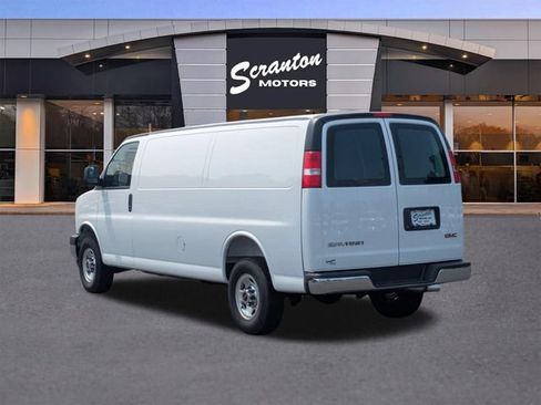New 2026 GMC Savana 3500 Extended RWD image 3