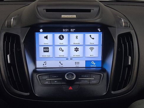 Used 2017 Ford Escape SE w/ Equipment Group 201A FWD image 25
