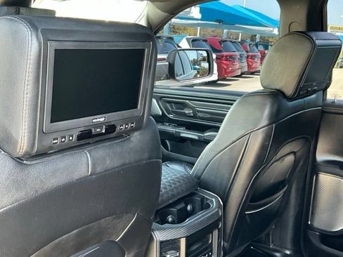 Used 2019 RAM 1500 Limited AWD/4WD image 13