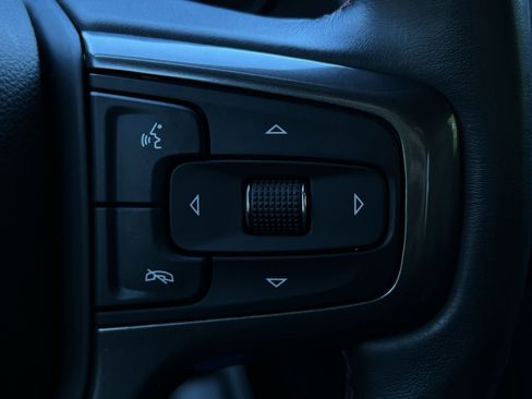 Used 2021 Chevrolet Tahoe RST w/ Luxury Package AWD/4WD image 37