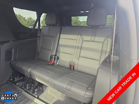 Used 2026 Chevrolet Suburban RST w/ Comfort Package AWD/4WD image 7