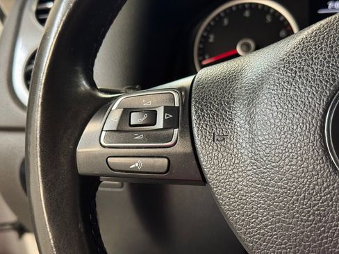 Used 2018 Volkswagen Tiguan Limited AWD/4WD image 33