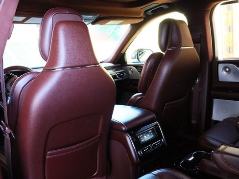 Used 2020 Lincoln Aviator Black Label w/ Dynamic Handling Package image 34