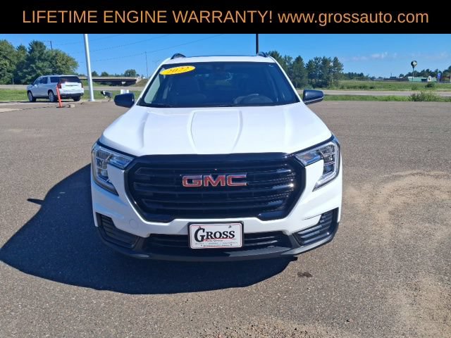 Used 2022 GMC Terrain SLE w/ Driver Convenience Package AWD/4WD image 3