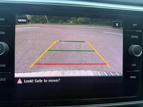 Used 2018 Volkswagen Atlas SEL FWD image 16