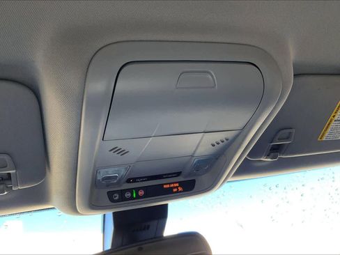 Certified 2023 GMC Terrain SLE image 29