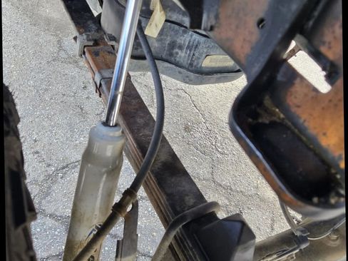 Used 2013 Toyota Tundra 4x4 CrewMax w/ TRD Off-Road Pkg image 33