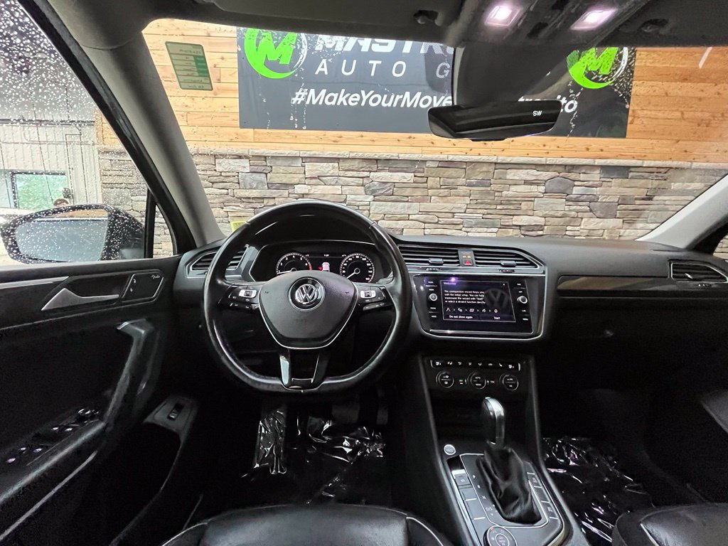 Used 2019 Volkswagen Tiguan SEL Premium AWD/4WD image 23
