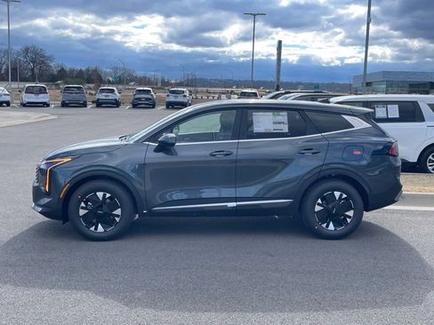 New 2026 Kia Sportage LX image 4