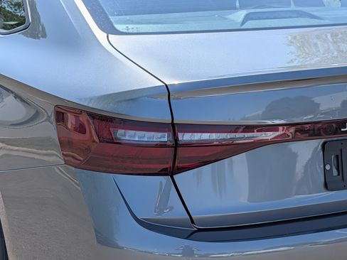 Certified 2025 Volkswagen Jetta Sport FWD image 17