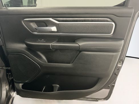 Used 2020 RAM 1500 Big Horn AWD/4WD image 30