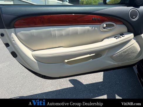 Used 2006 Lexus SC 430 Convertible RWD image 19