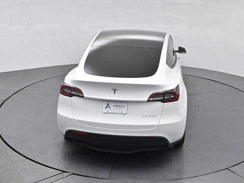 Used 2023 Tesla Model Y Long Range AWD/4WD image 46