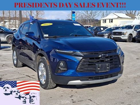 Used 2022 Chevrolet Blazer LT image 2