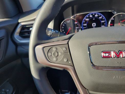 Used 2023 GMC Acadia AT4 w/ Technology Package image 23