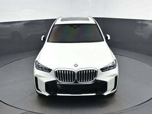 Certified 2026 BMW X5 xDrive40i w/ M Sport Package AWD/4WD image 37