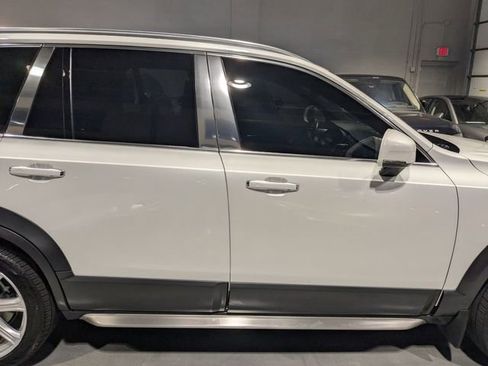 Used 2017 Volvo XC90 T8 Excellence image 11