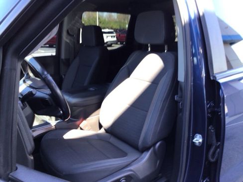 Used 2021 Chevrolet Silverado 1500 LT Trail Boss w/ Bed Protection Package image 13