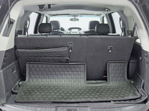 Used 2010 Honda Pilot Touring image 34