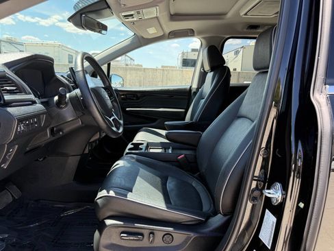 Used 2024 Honda Odyssey Elite image 17
