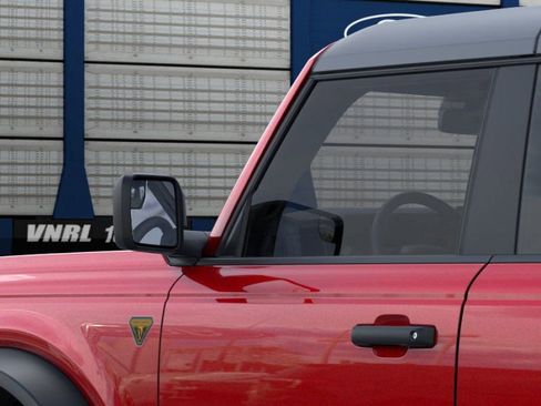 New 2025 Ford Bronco Badlands w/ Sasquatch Package AWD/4WD image 22