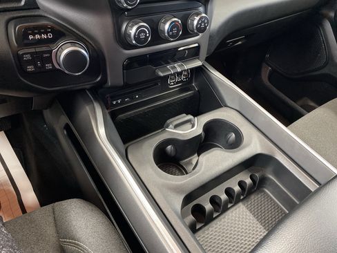 Used 2019 RAM 1500 Big Horn image 14