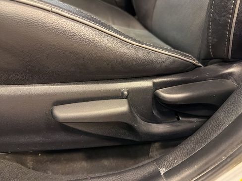 Used 2016 Toyota Corolla S image 22